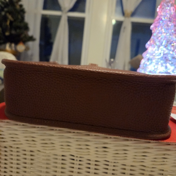 Henry's By Dooney & Bourke Small Crossbody In Chocolate NWT - Picture 6 of 16